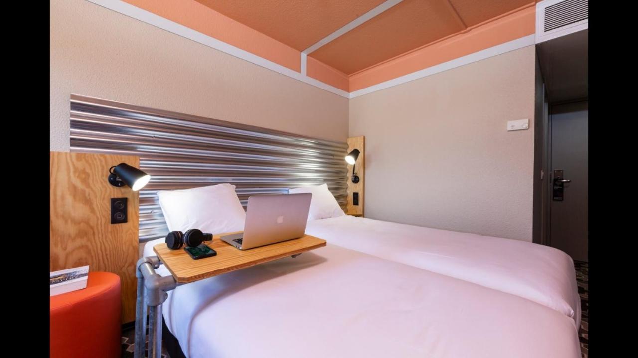 Ibis Styles Centre Prefecture Hotel 3*
