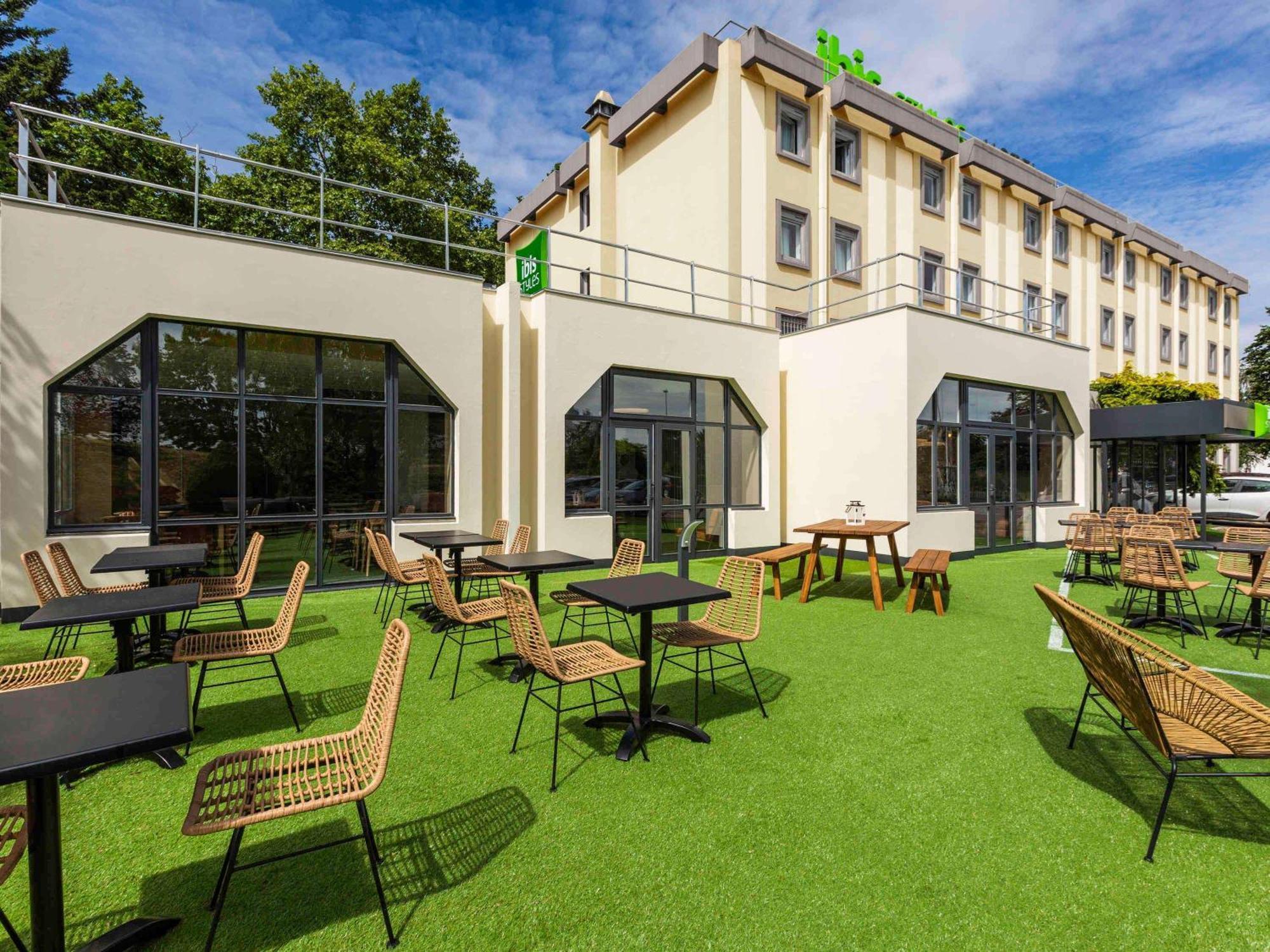 Ibis Styles Centre Prefecture Hotel 3*