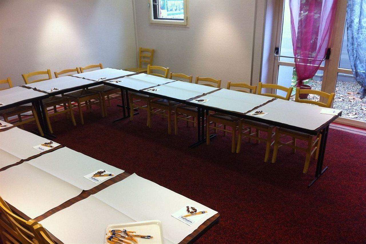 Hotel Ibis Styles Centre Prefecture 3*