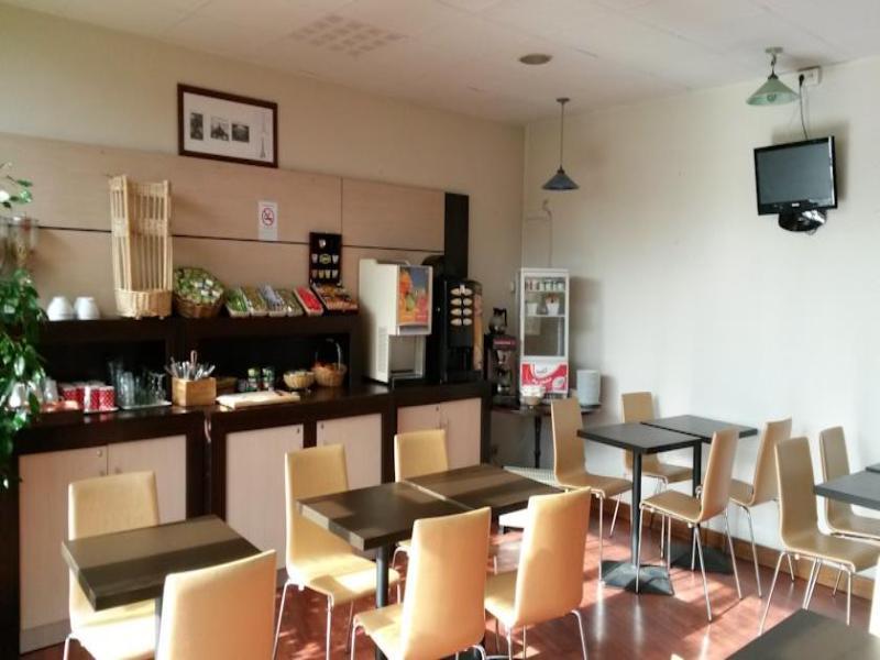 Ibis Styles Centre Prefecture Hotel 3*
